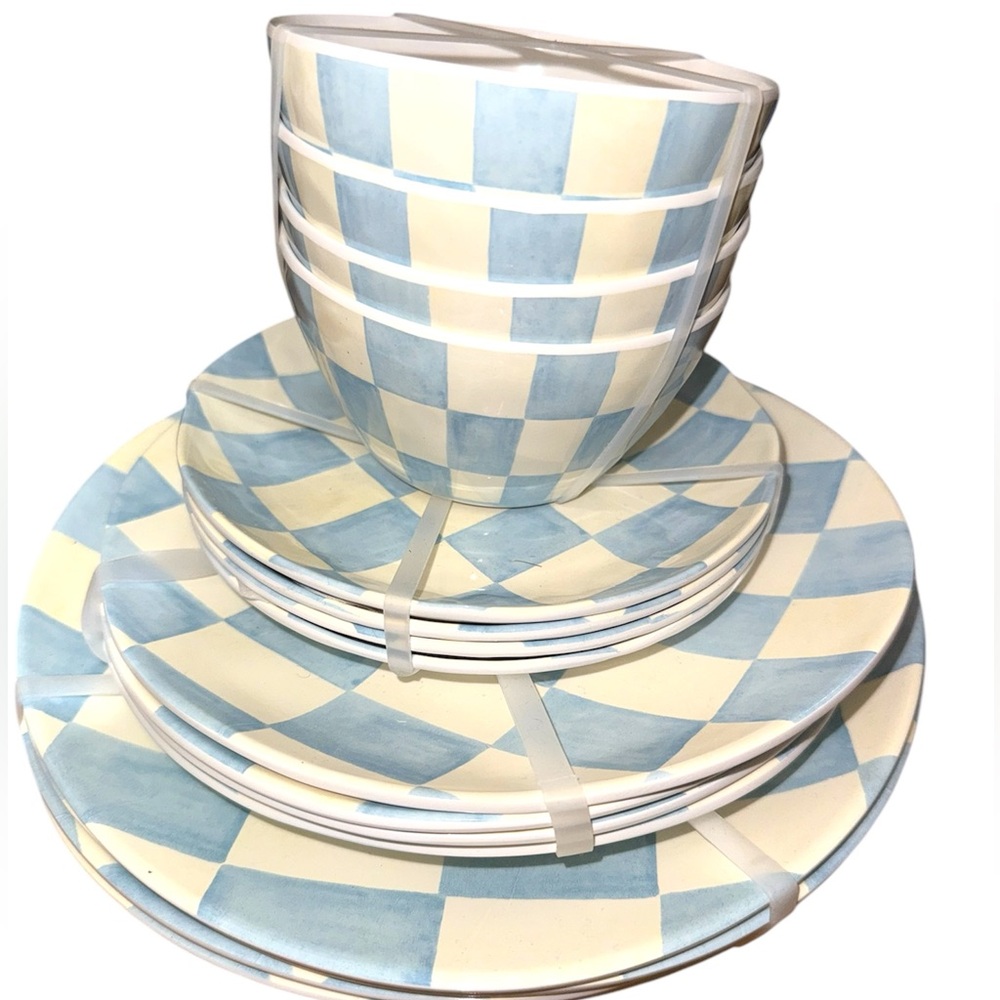 16pc Blue Checkered Easter Melamine Dinner Salad Appetizer plates Bowls New